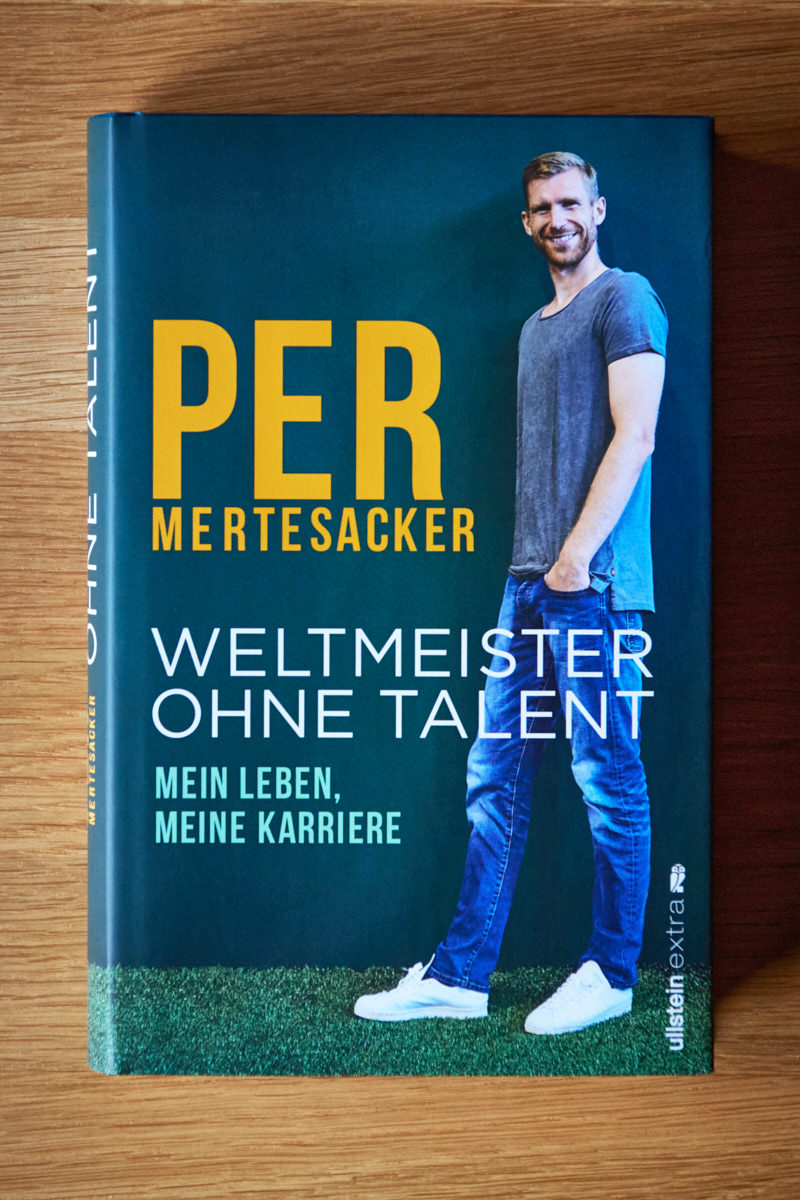 per-mertesacker-buchcover-biografie-weltmeister-ohne-talent